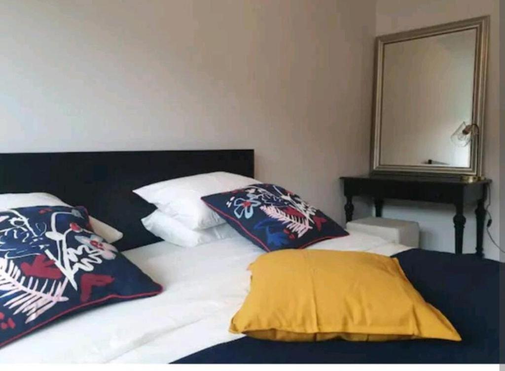 לוקסמבורג Beautiful Three Queen Beds Apartment In City Center , 100M2, Near Tram מראה חיצוני תמונה